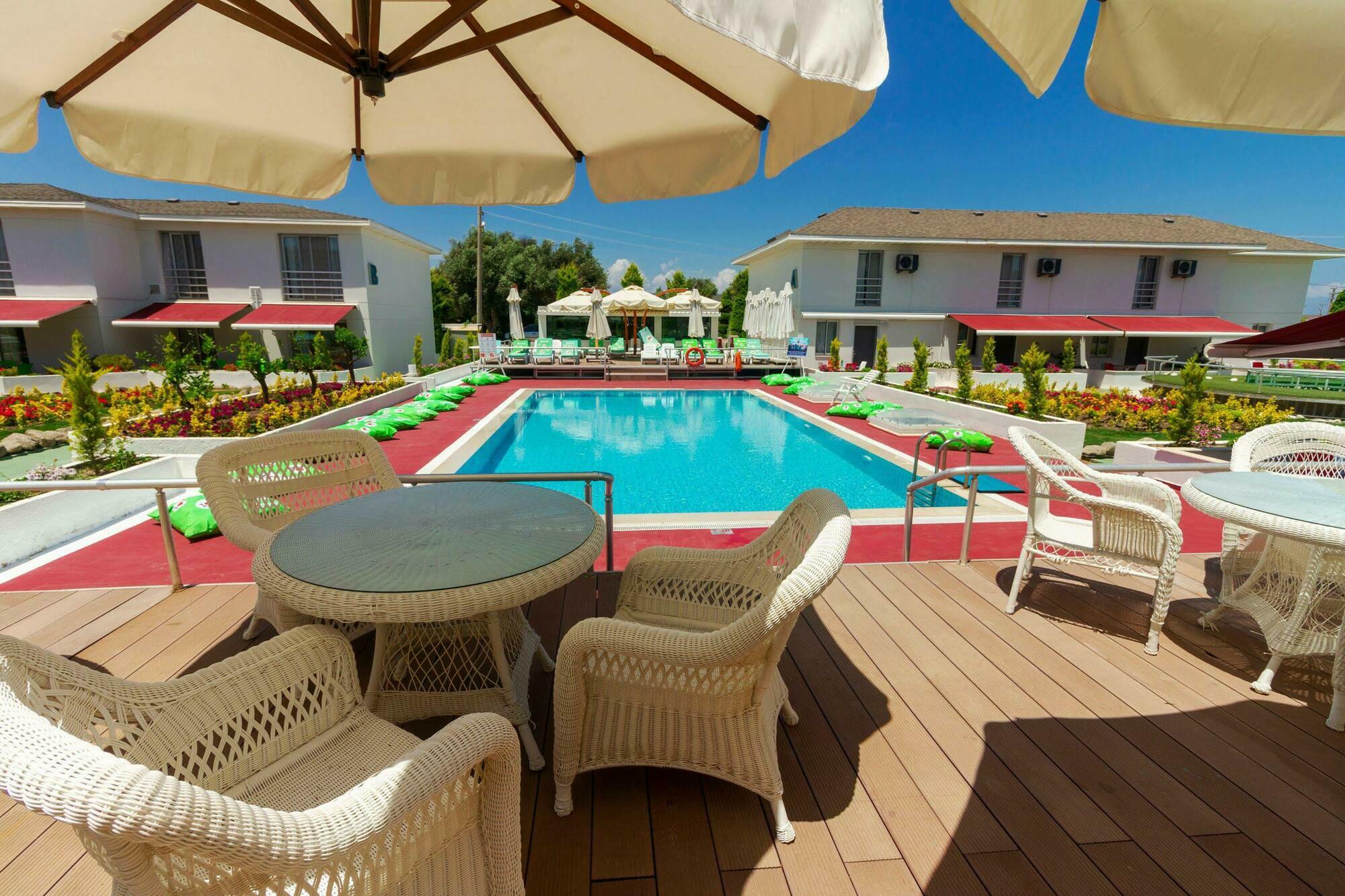 Vela Garden Resort Çeşme Eksteriør billede